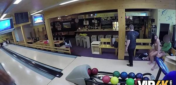  VIP4k. Hunter is looking for awesome sex for money in bowling place